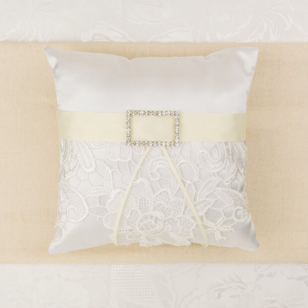 ivory elegance ring pillow
