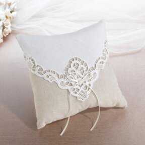 Country Lace Ring Pillow  