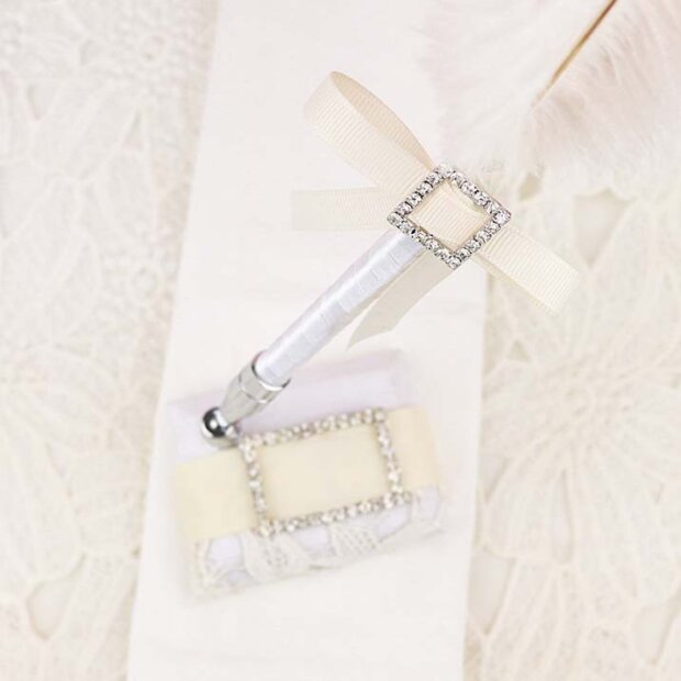 Ivory Elegance Wedding Pen