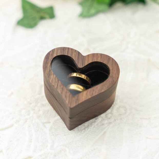 Romantic Heart Rings Box